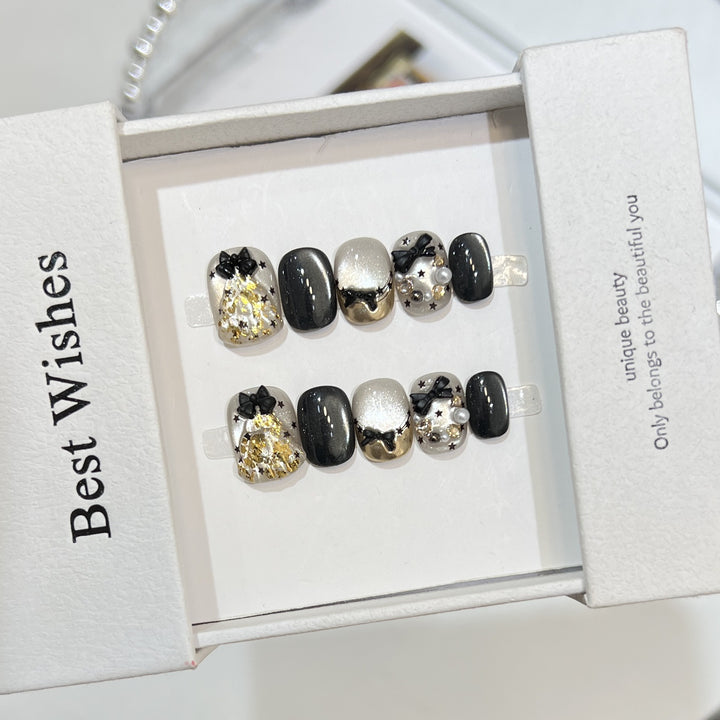 Advanced Luxury Press-On Nail Art Set