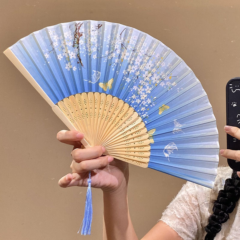 Handcrafted fan with Elegant flower pattern Stornfield