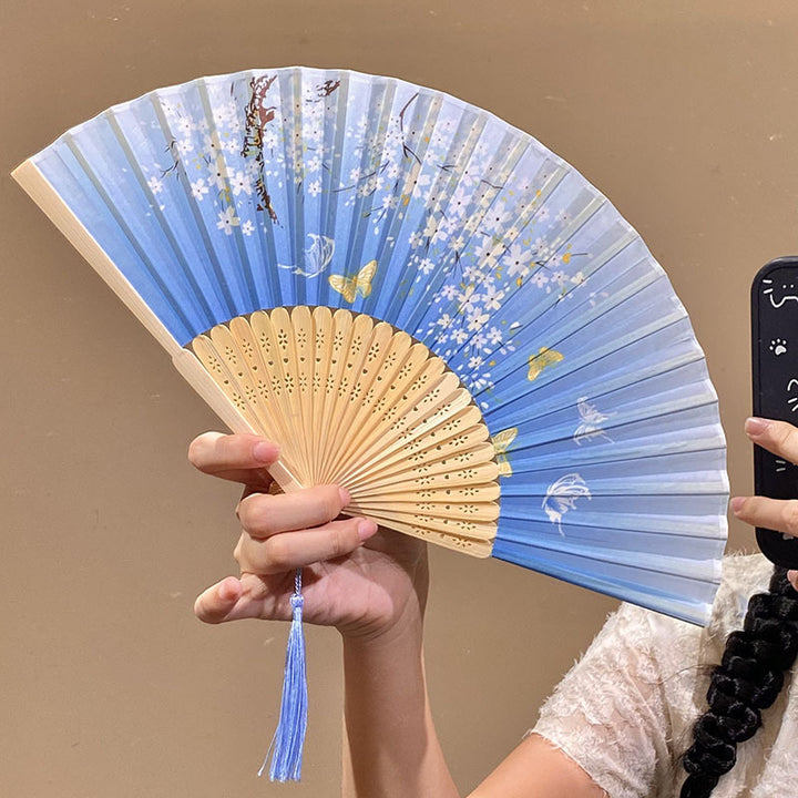 Handcrafted fan with Elegant flower pattern Stornfield