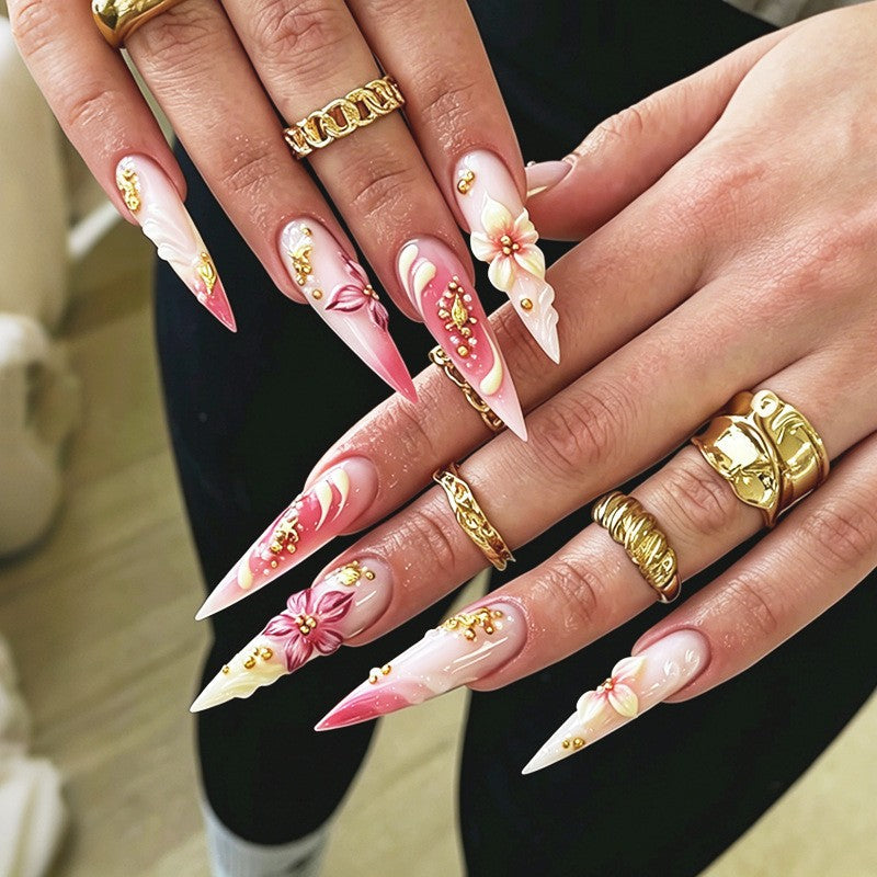 Art nail set with floral and glamorous designs Stornfield