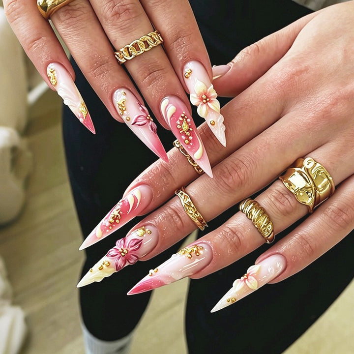 Art nail set with floral and glamorous designs Stornfield