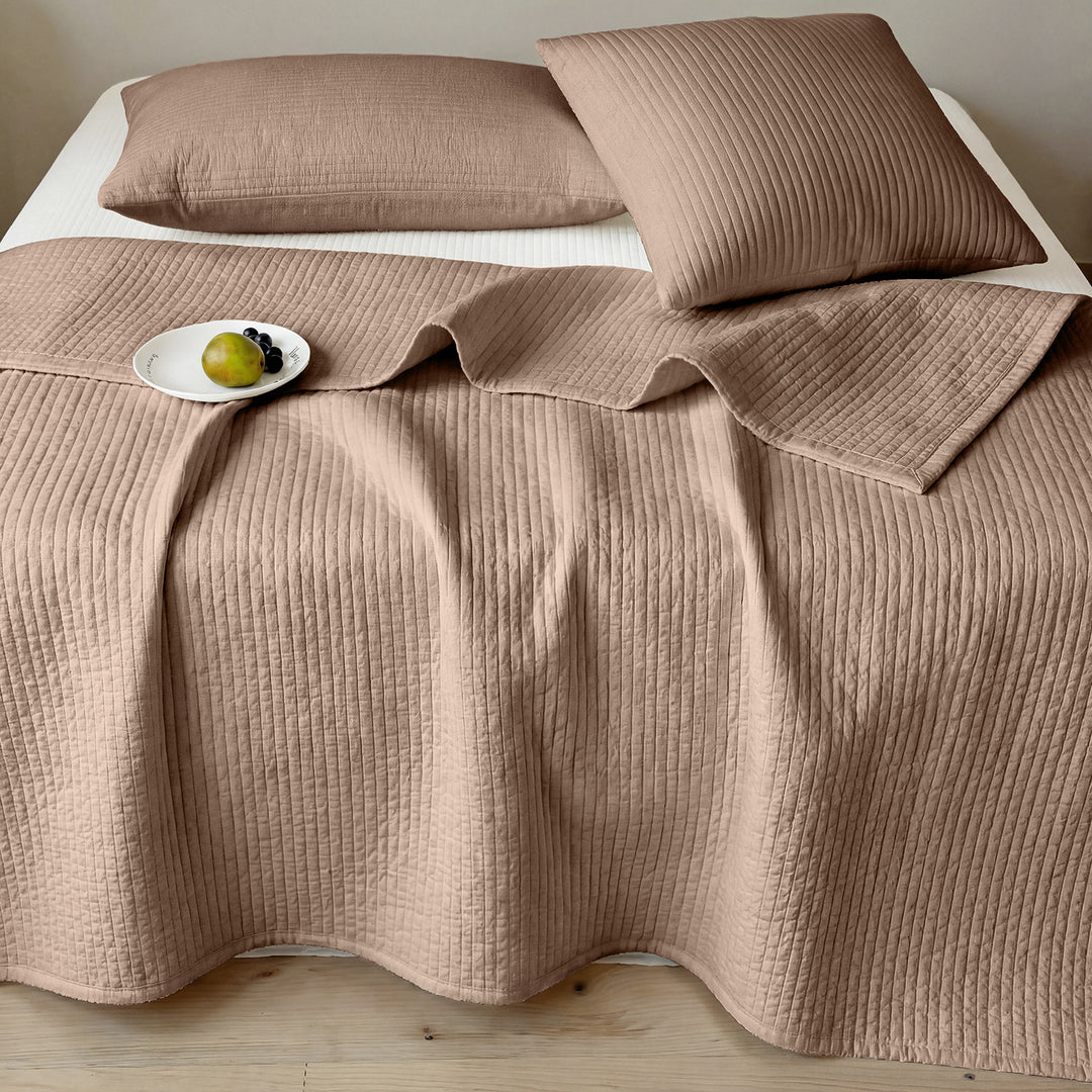Quilted cotton bedspread set with fine linear stitching