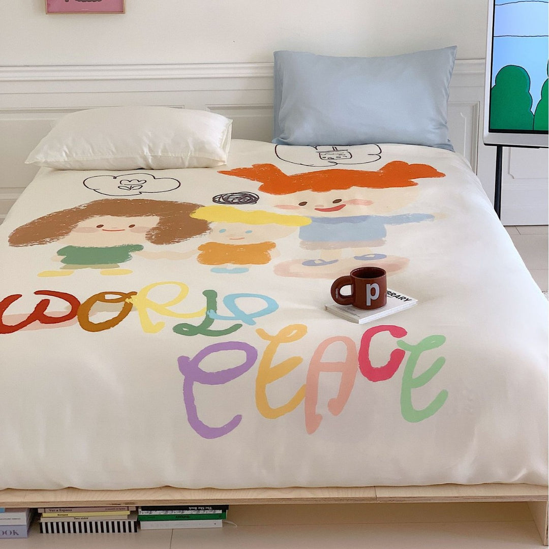 Duvet cover set with hand-drawn doodle print and breathable cotton satin