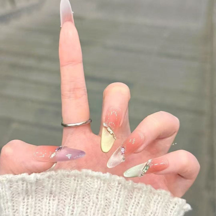 Glamorous Press-On Nail Set Stornfield