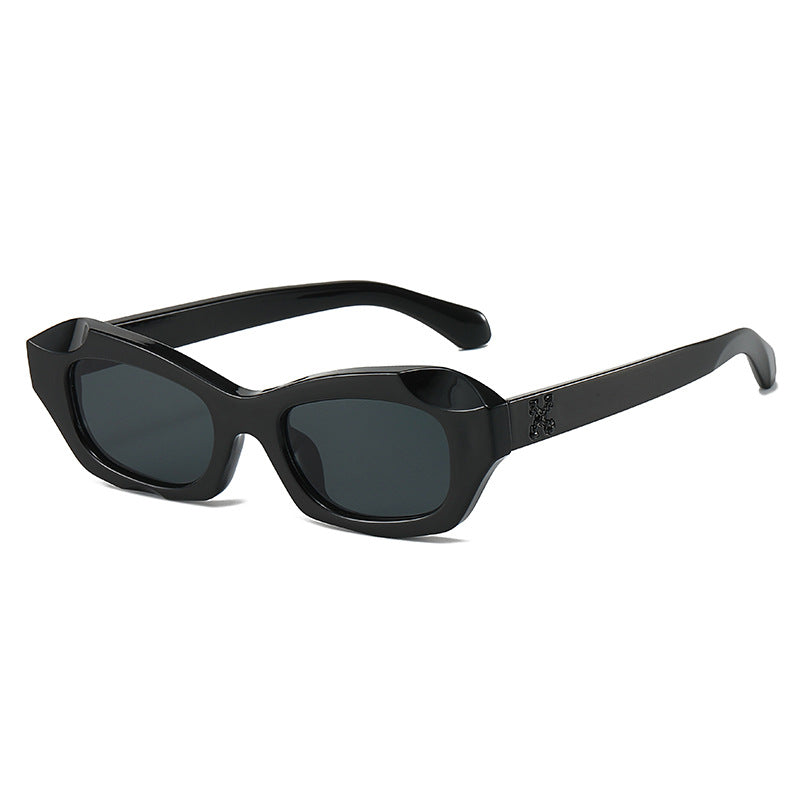 Women’s fashionable sunglasses in innovative design Stornfield