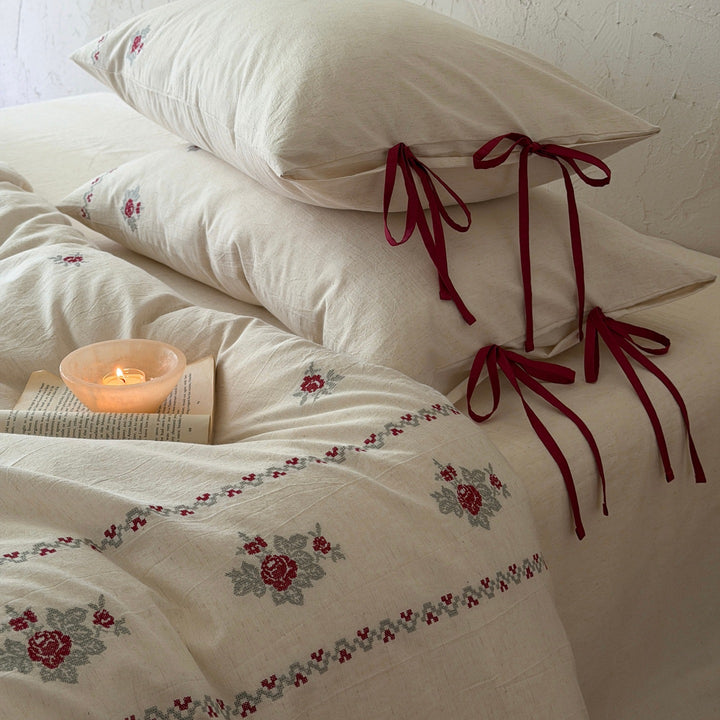 Embroidered Cotton Duvet Cover and Pillowcase Set with Ribbon Ties