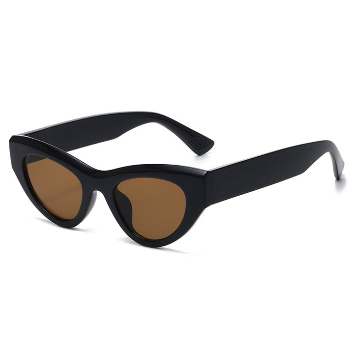 Women’s fashionable sunglasses in trendy cat-eye style Stornfield