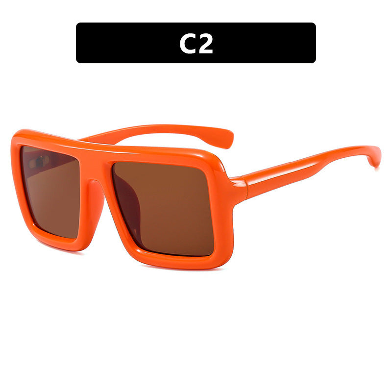 Women's sunglasses in a modern, rectangular design with high UV protection function Stornfield