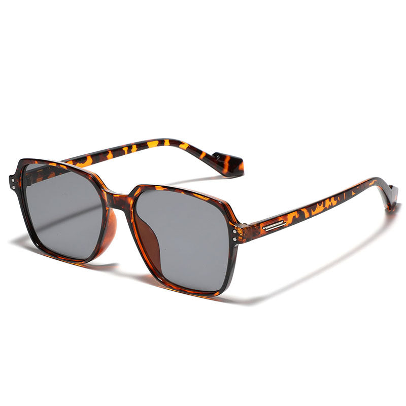 Women's square sunglasses with stylish plastic frame and polarized lenses Stornfield
