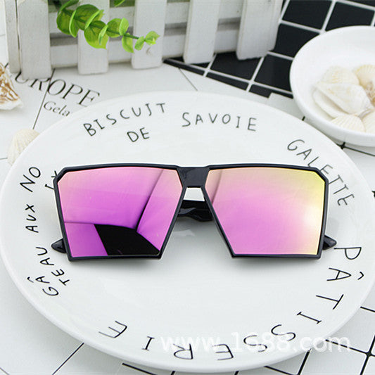 Women's Fashion Sport Sunglasses with Square Frame and Mirrored Lenses Stornfield