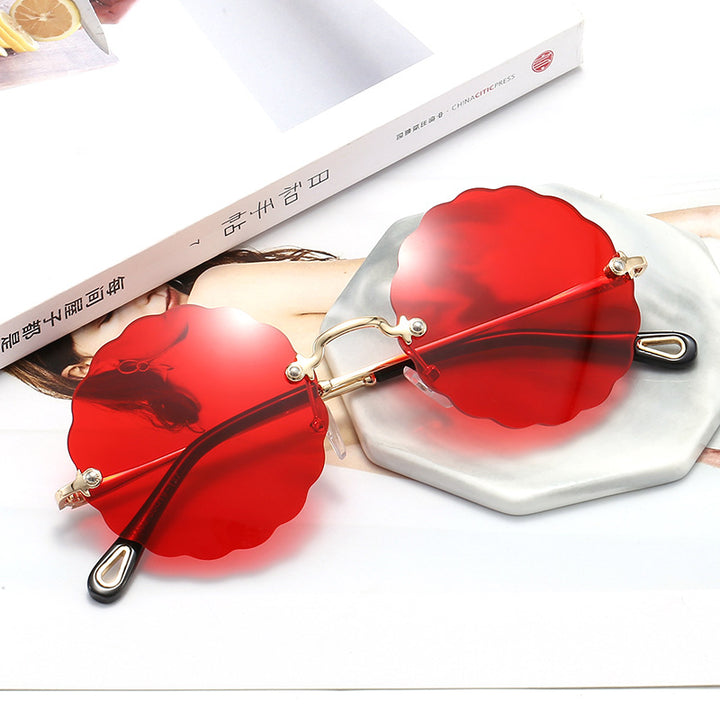 Women's Fashion Glasses with Playful Wave Frame Stornfield