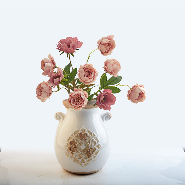 Elegant ceramic vase with decorative pattern Stornfield