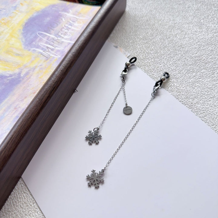 Delicate Layered Eyewear Chain Stornfield