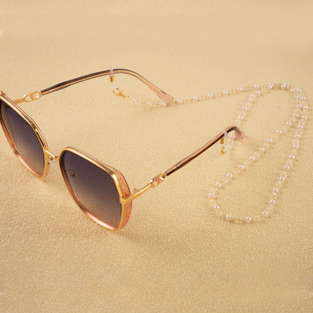 Elegant Pearl and Crystal Eyewear Chain Stornfield