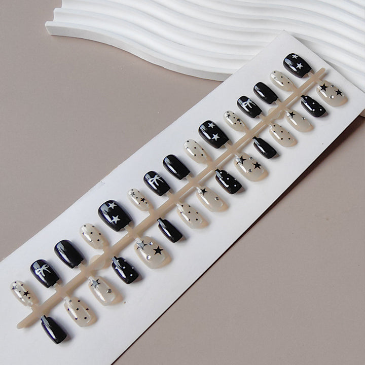 Glamorous Artificials Nails In Star Design Stornfield