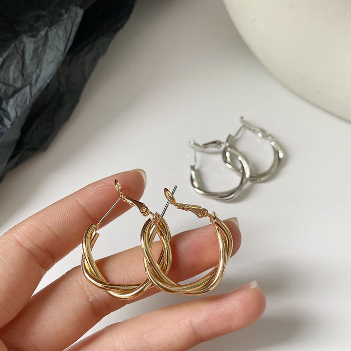 Elegant Spiral Earrings Made of High-Quality Metal Stornfield