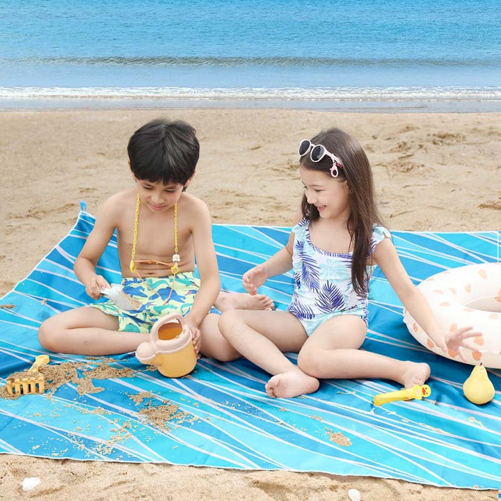 Beach blanket with sweet turtle motif Stornfield