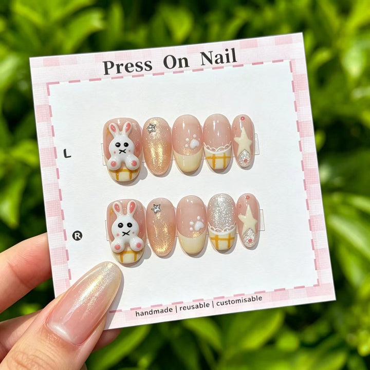 Elegant Reusable Press-On Nail Art Set with Floral Accents