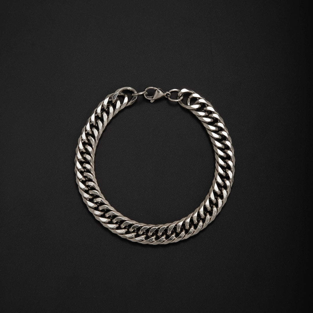 Chunky Metallic Curb Chain Necklace Stornfield