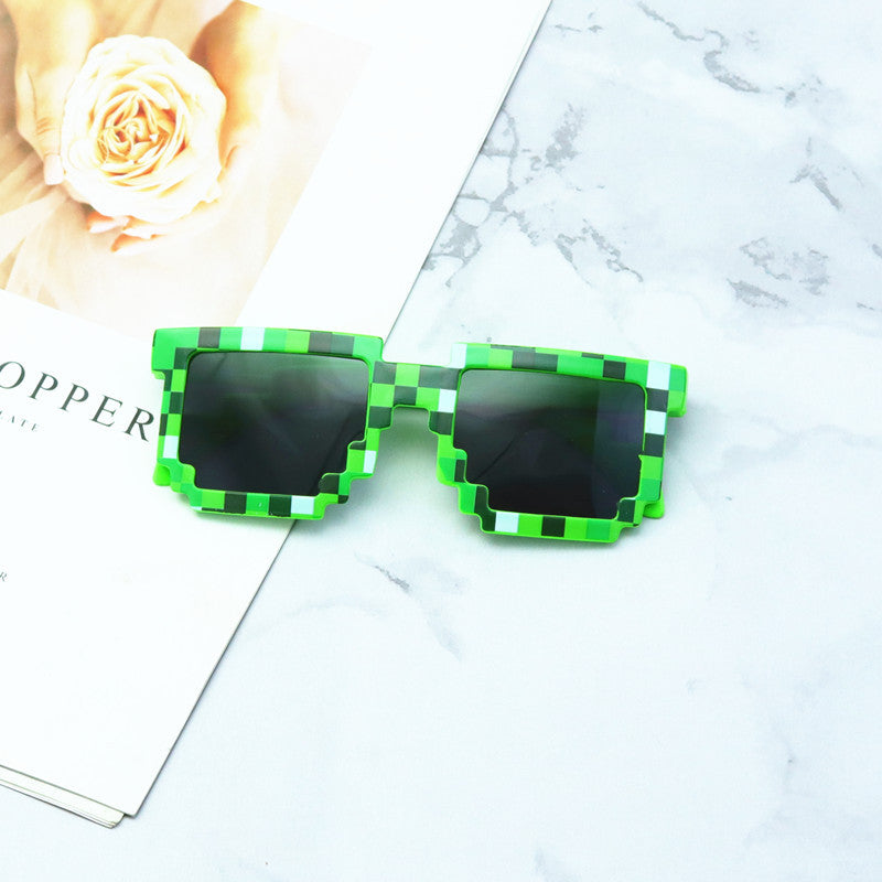 Bold Geometric Frame Sunglasses Stornfield