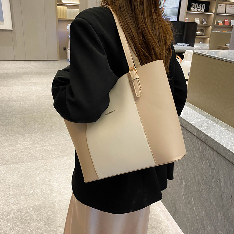 Elegant Structured Tote Bag