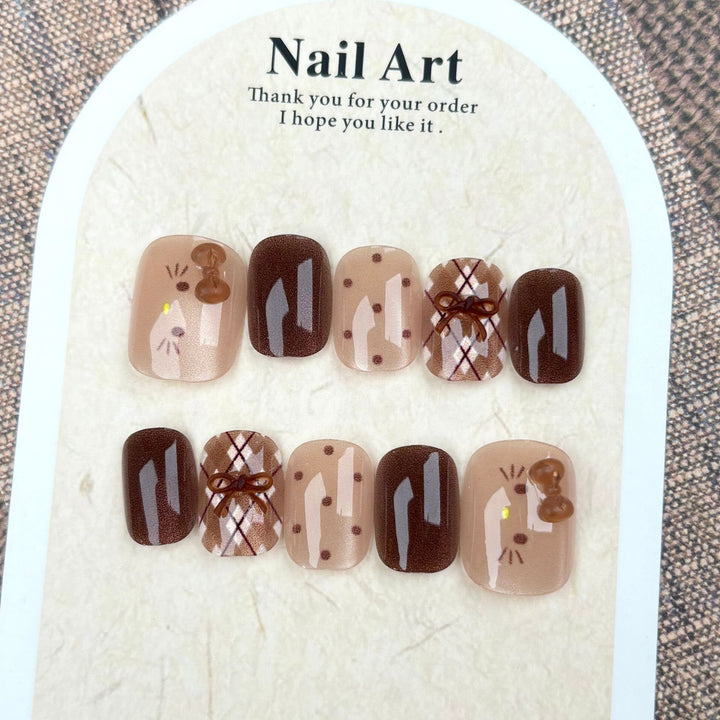 Artistic Press-On Nail Set with Whimsical Designs