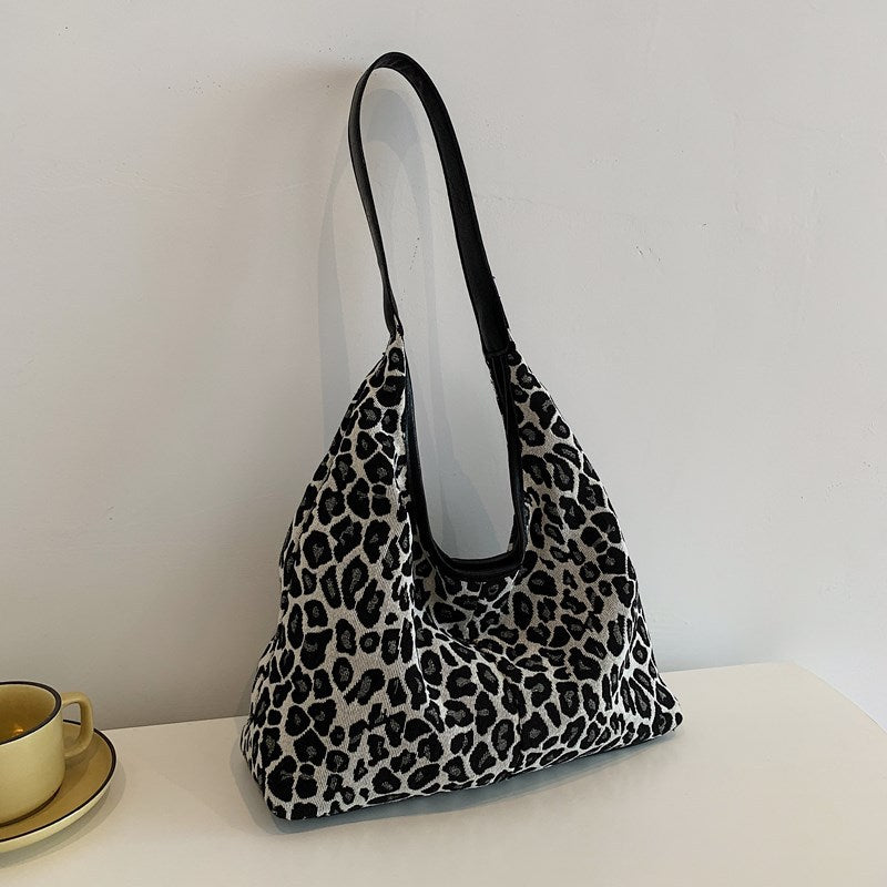 Stylish Leopard Print Hobo Bag Stornfield