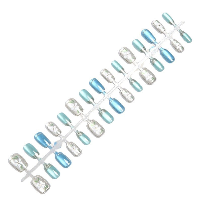 Detailed Floral Press-On Nail Art Set Stornfield