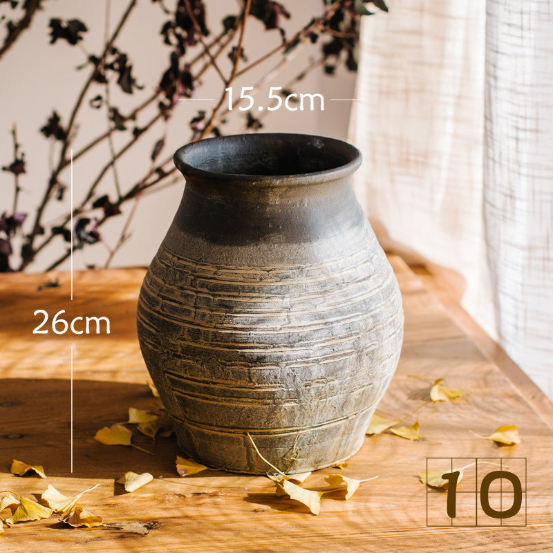 Rustic ceramic pot with handmade design Stornfield