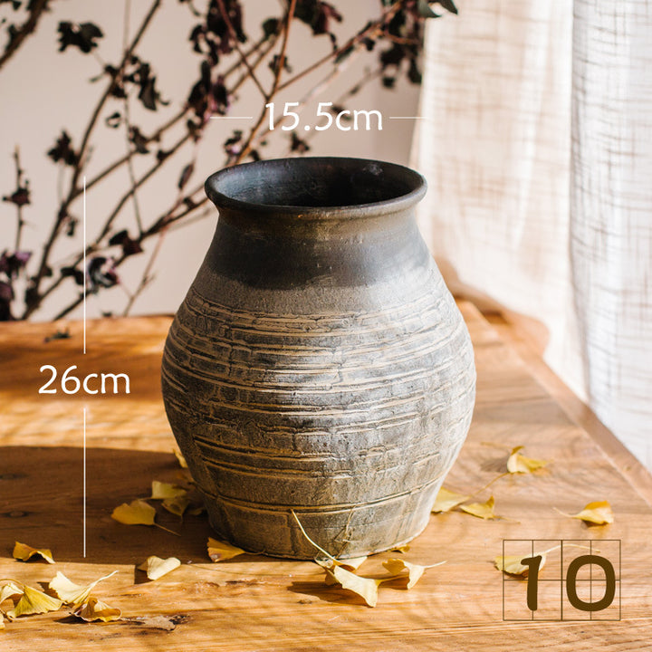 Rustic ceramic pot with handmade design Stornfield