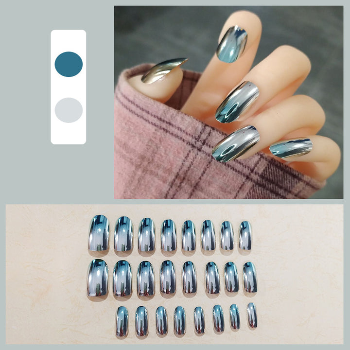 Creative artificial nails in modern gradient design Stornfield