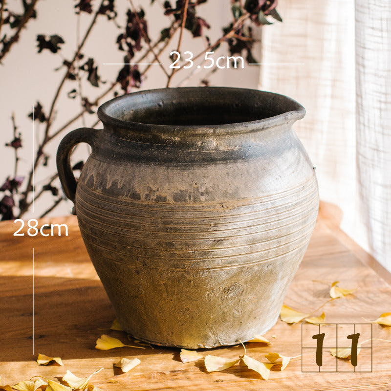 Rustic ceramic pot with handmade design Stornfield