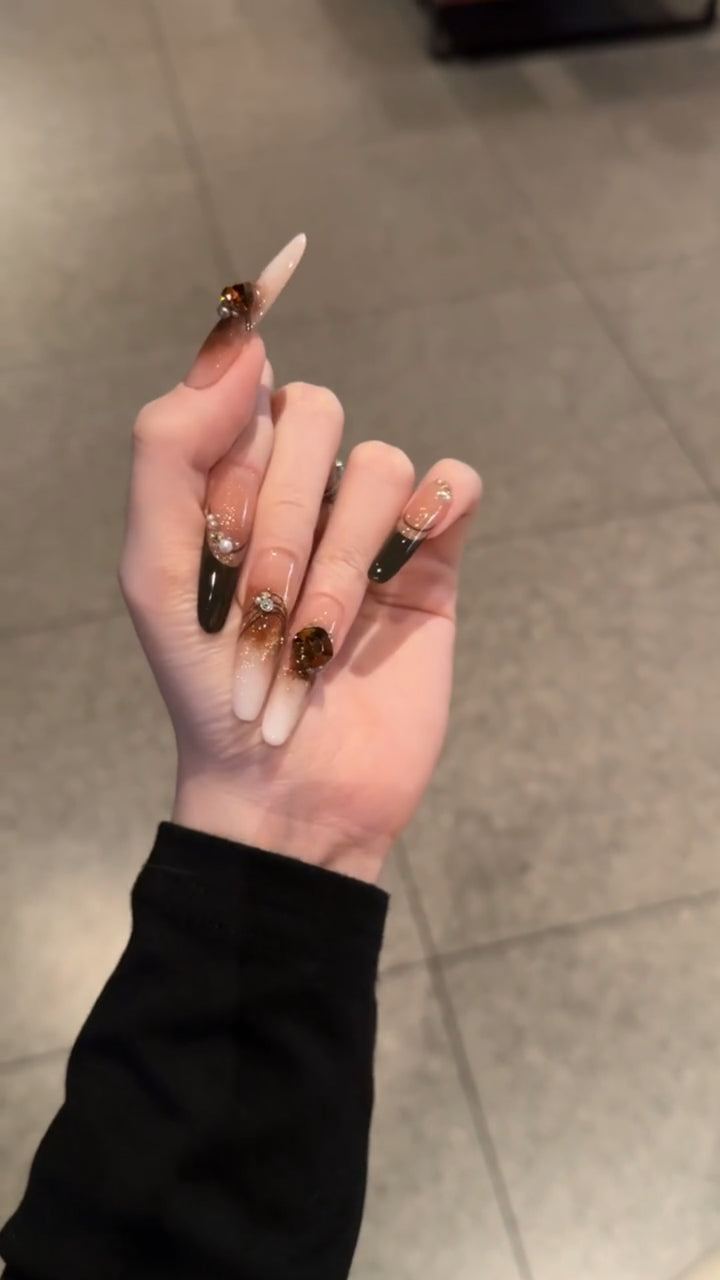 Creative Design Nails Stornfield