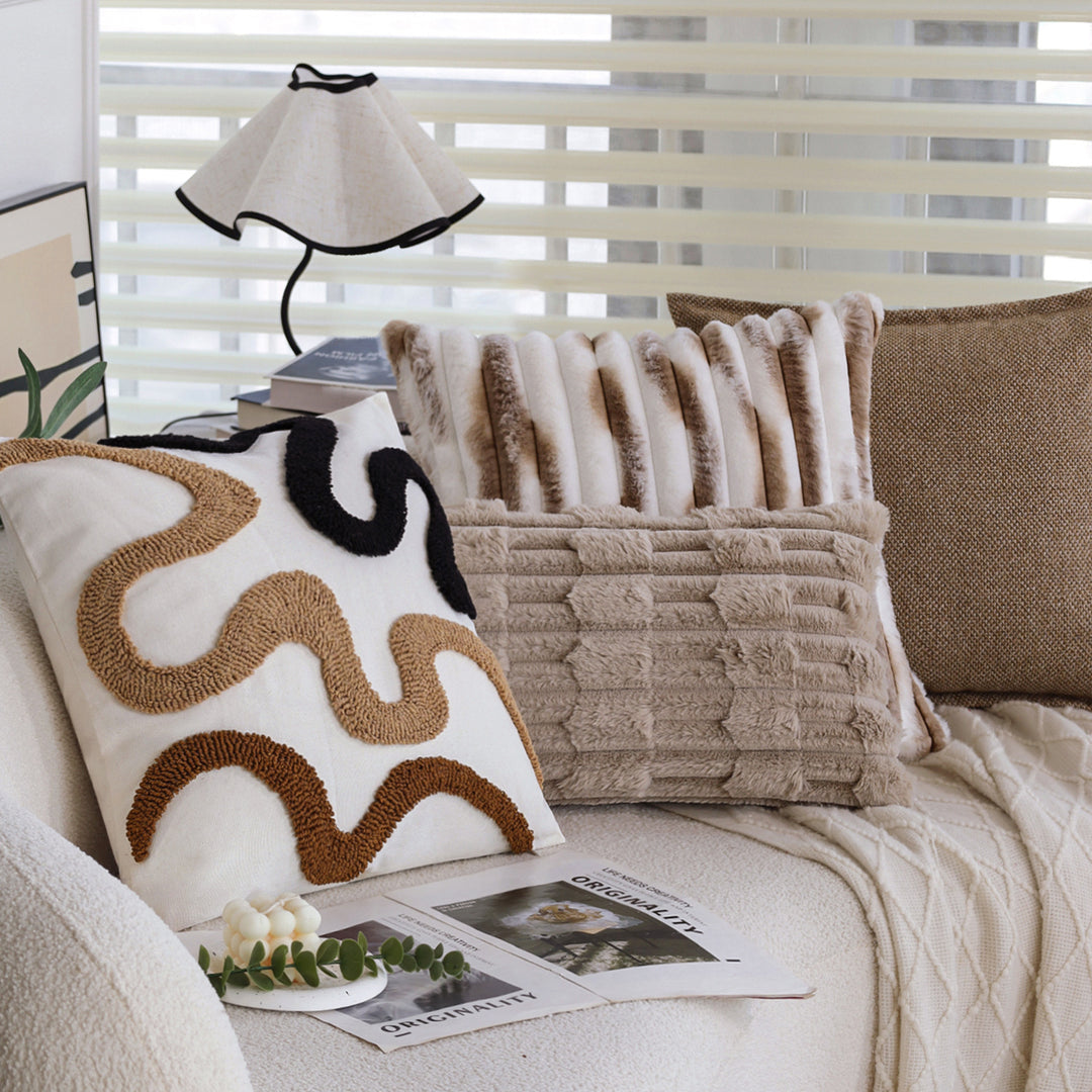Square cushion cover Stornfield made of mottled tweed-boucle weaving with fine piping edge