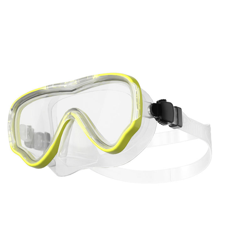 Diving mask with anti-fog technology and wide field of vision Stornfield