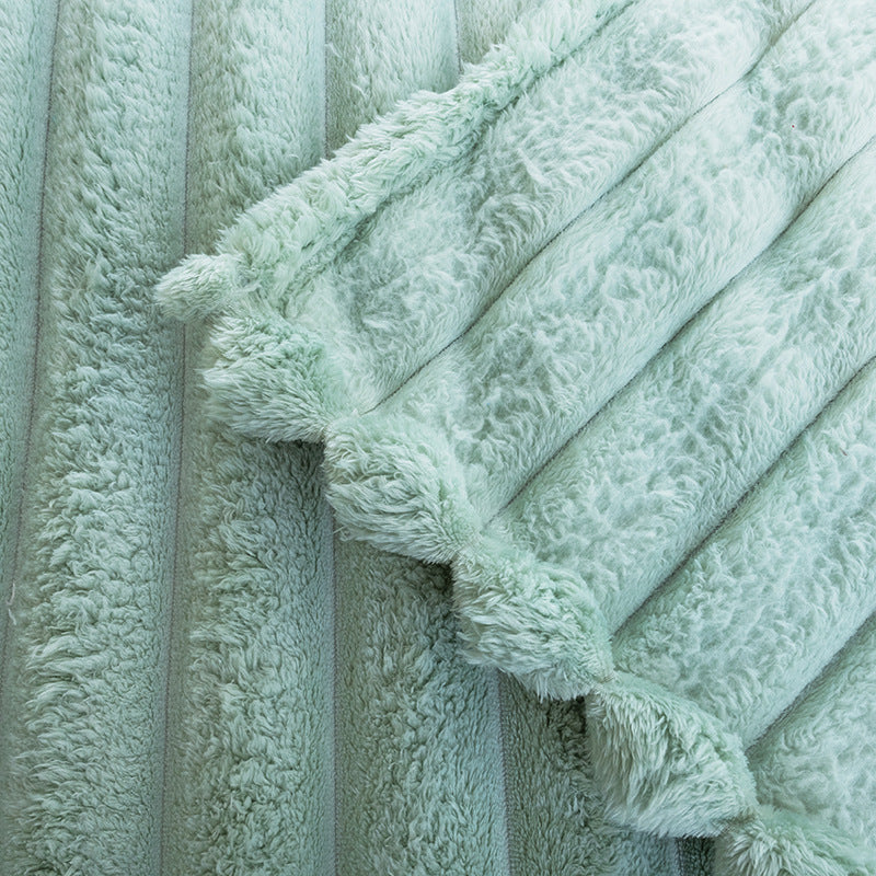 Ladies Luxury Thermal Snuggle Blanket with Wave Structure Stornfield