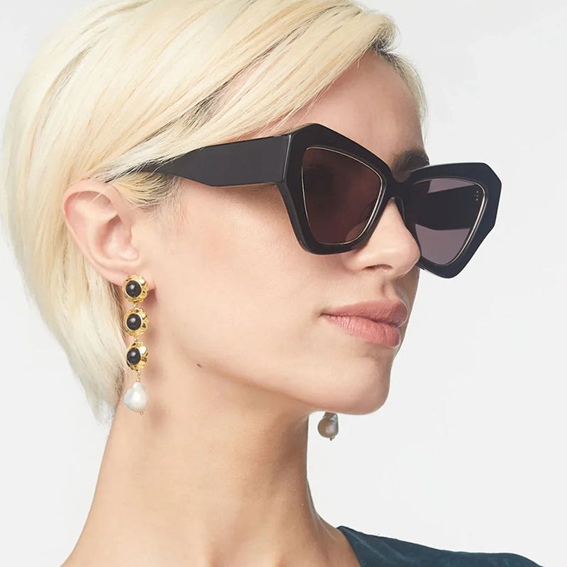 Women's trendy Cat-Eye sunglasses with elegant frame and UV protection Stornfield