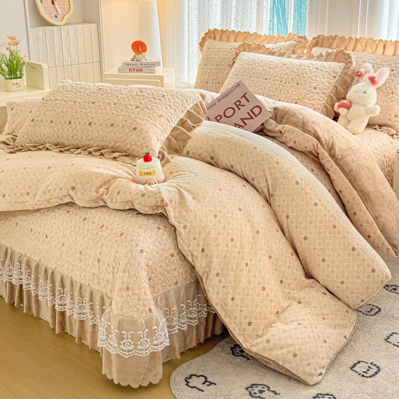 Cozy Heart-Printed Bedding Set