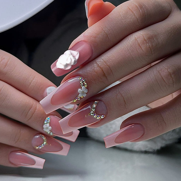 Decorative Floral Press-On Nails Stornfield