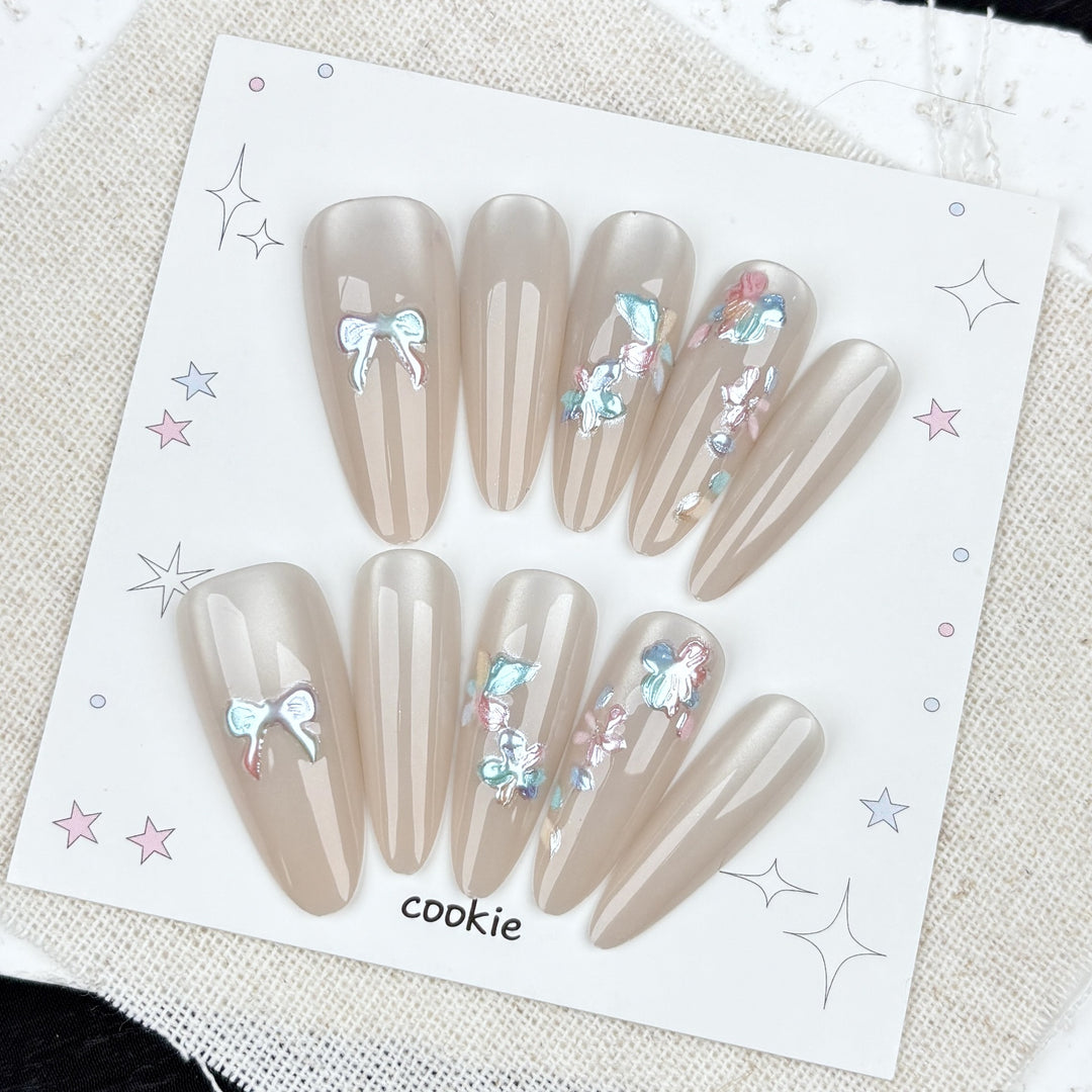 Elegant Decorative Press-On Nail Art Set