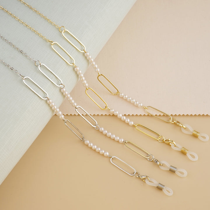 Elegant Pearl and Link Eyewear Chain Stornfield