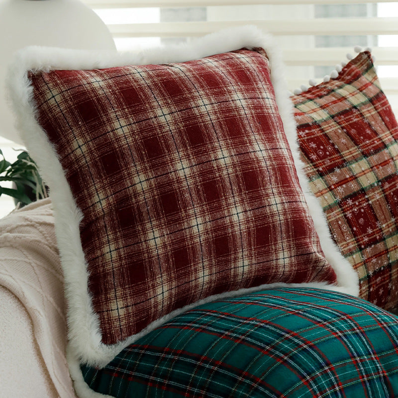 Cozy cushion with striped check pattern