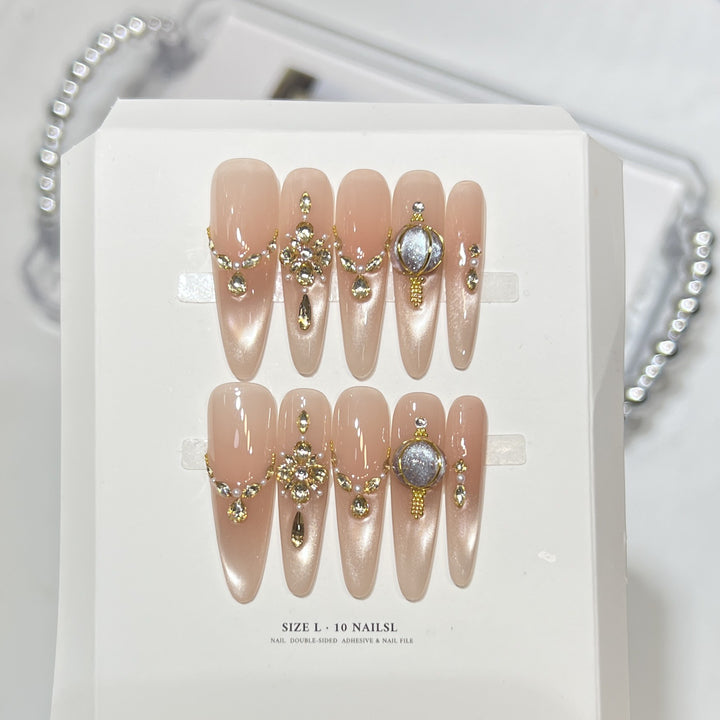 Artistic Press-On Nail Set with Elegant Floral Design Stornfield