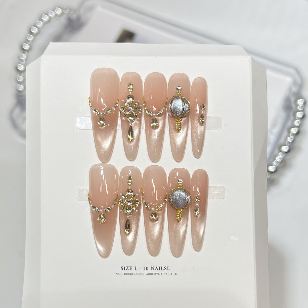 Premium Press-On Nail Art Set with Elegant Heart & Leaf Design Stornfield
