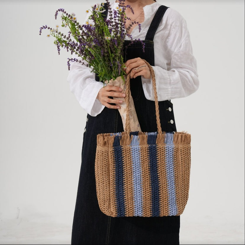 Braided shopping bag with unique structural design Stornfield