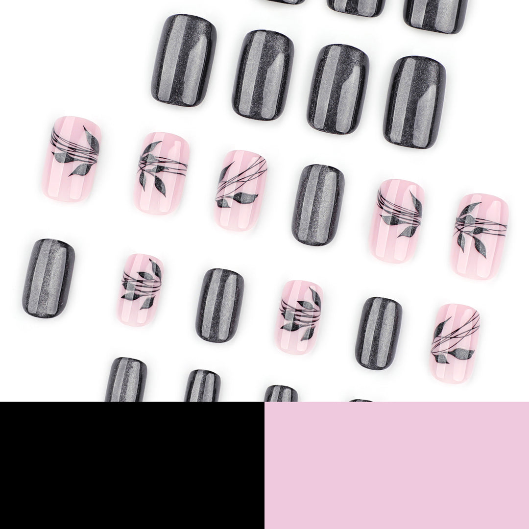 Artistic and elegant nail art with floral pattern Stornfield