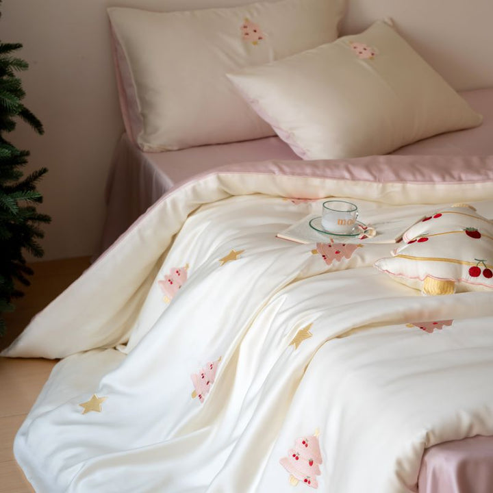 Cozy Cartoon-Themed Bedding Set