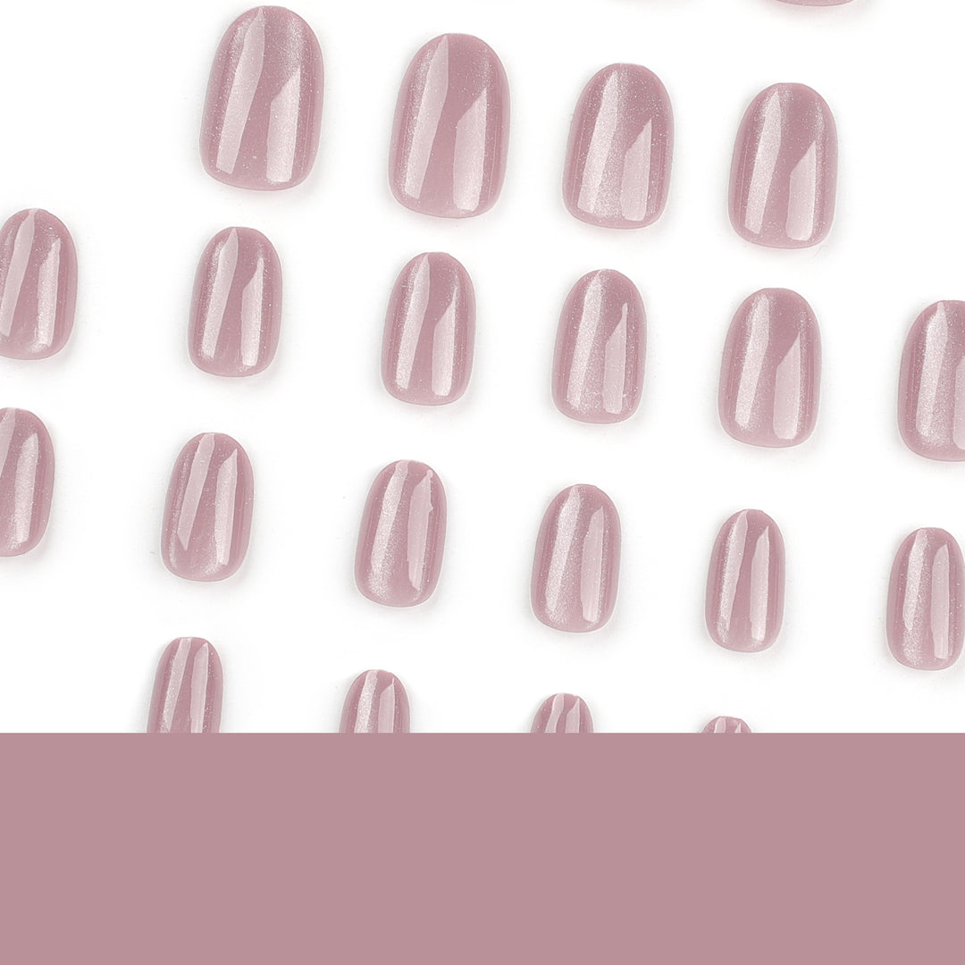 Nail art with glitter finish Stornfield
