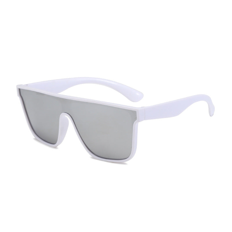 Women's sporty sunglasses with wide frame and polarized lenses Stornfield