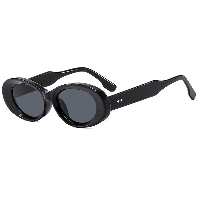 Women's fashionable sunglasses in elegant retro style Stornfield